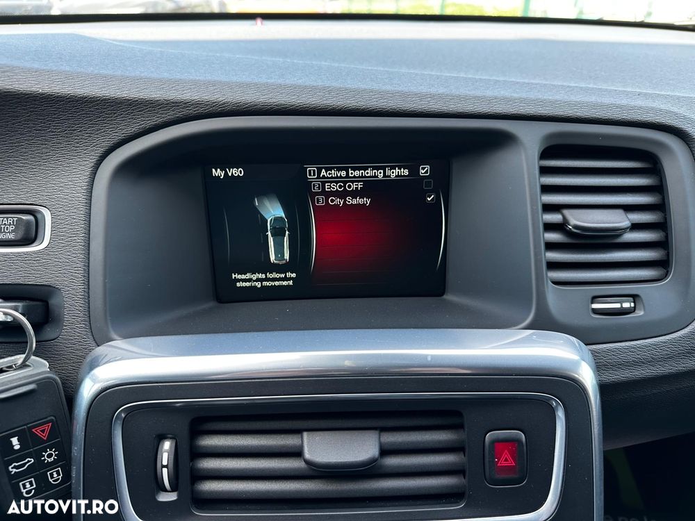 Volvo V60 D6 Plug-In-Hybrid AWD Geartronic Pure Limited - 14