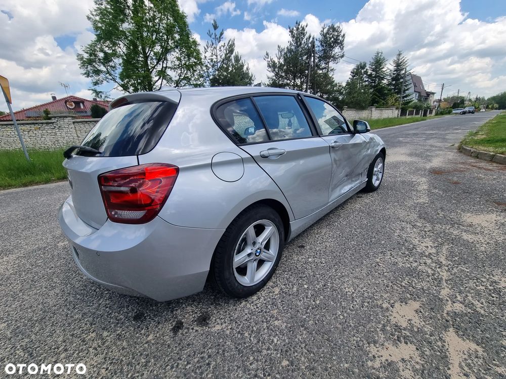 BMW Seria 1 118d Sport Line - 4