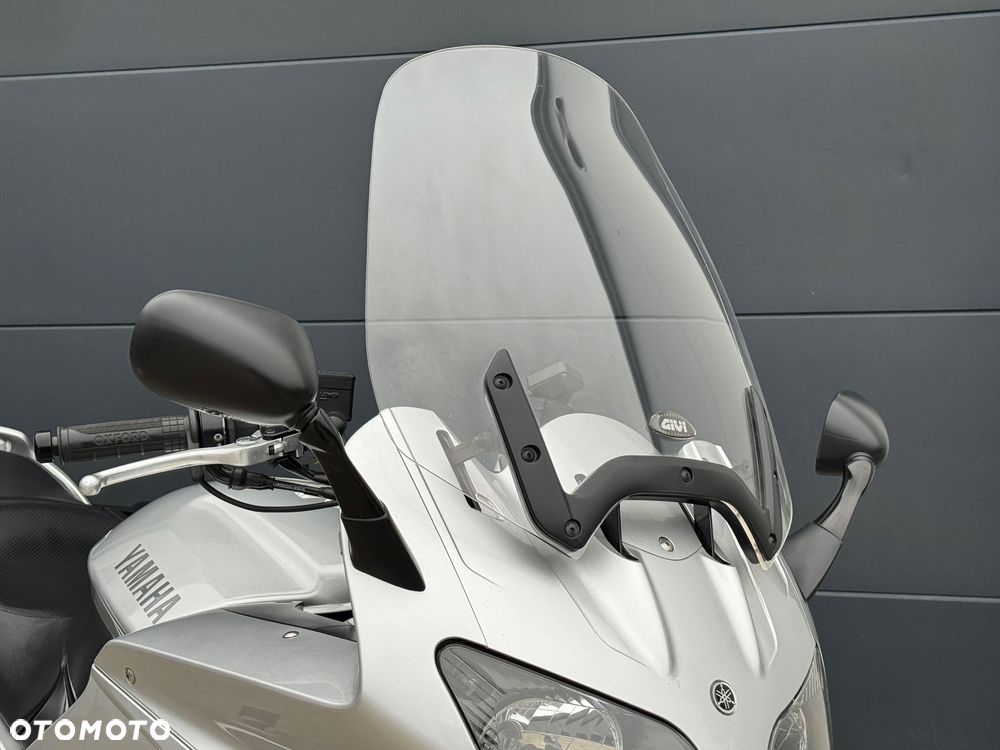 Yamaha FJR - 19