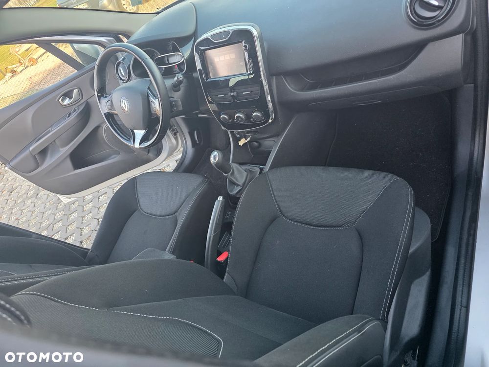 Renault Clio dCi 75 Stop & Start Expression - 19