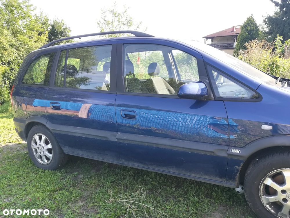 Opel Zafira 1.8 Njoy - 3