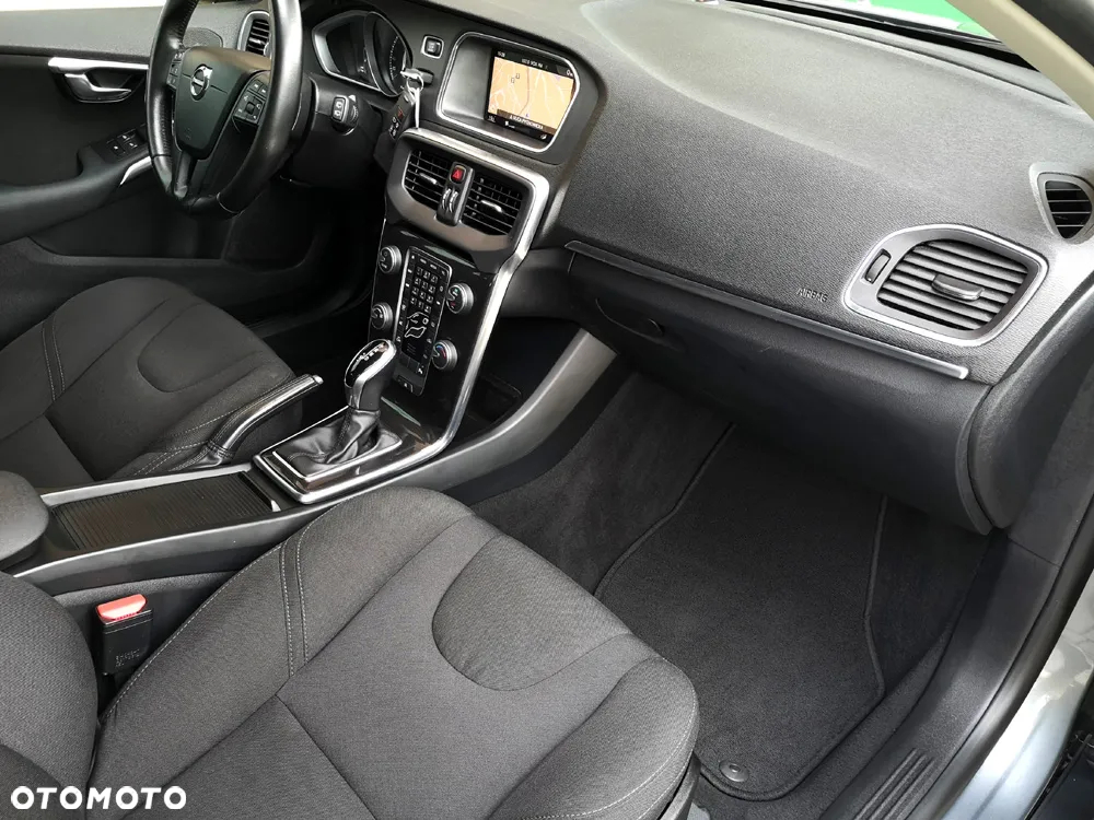 Volvo V40 D2 Drive-E Kinetic - 9