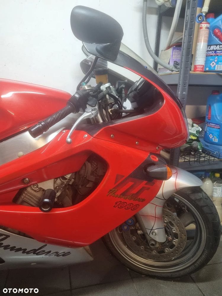 Yamaha Thunderace - 9