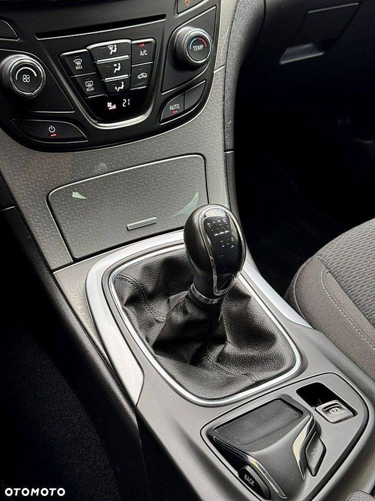 Opel Insignia - 20