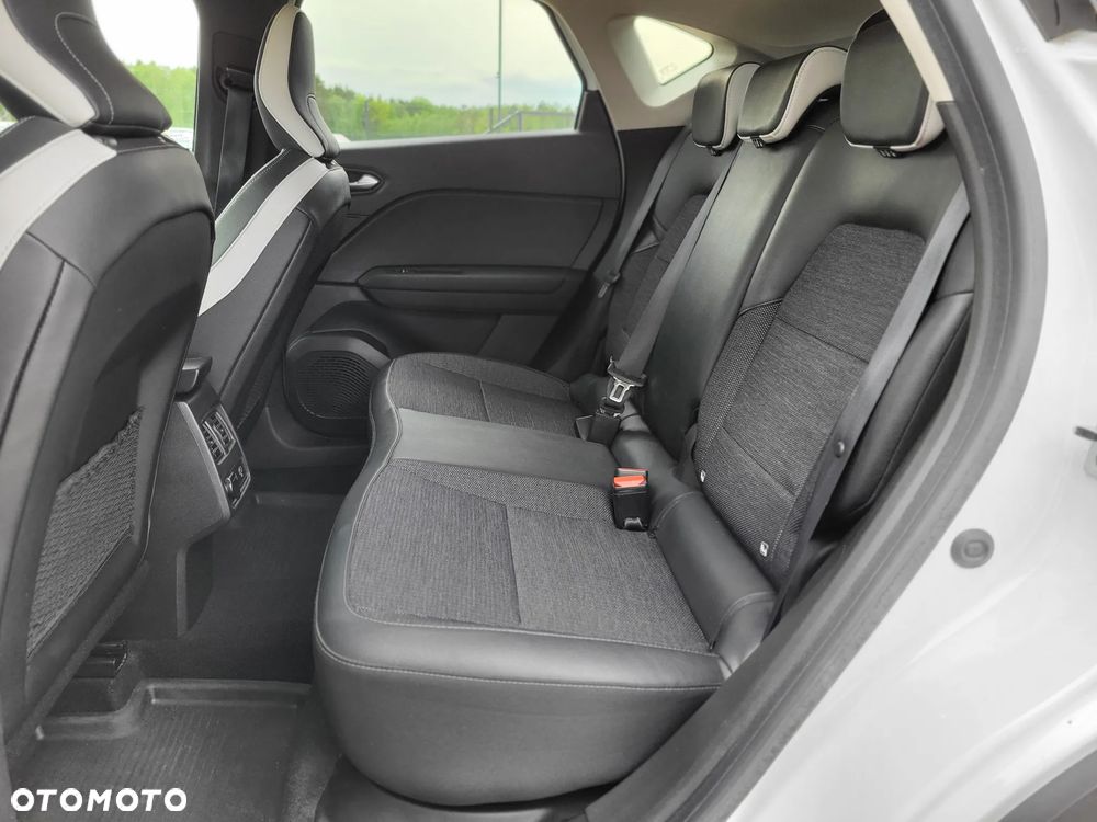 Renault Captur 1.3 TCe mHEV Intens EDC - 25