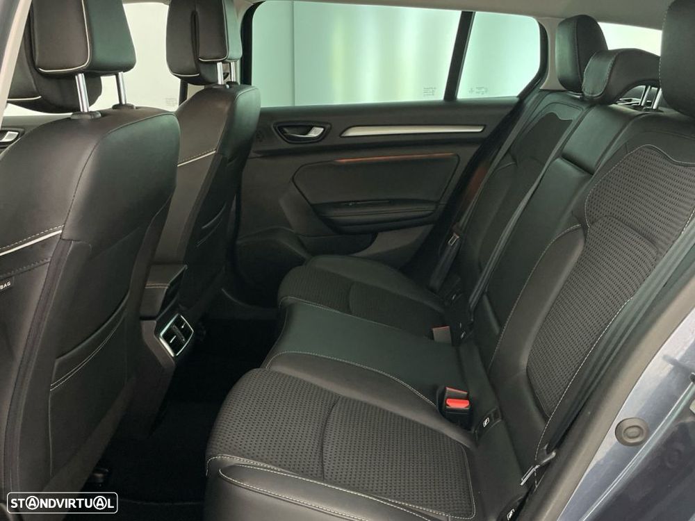 Renault Mégane Sport Tourer 1.5 Blue dCi Bose Edition EDC - 12