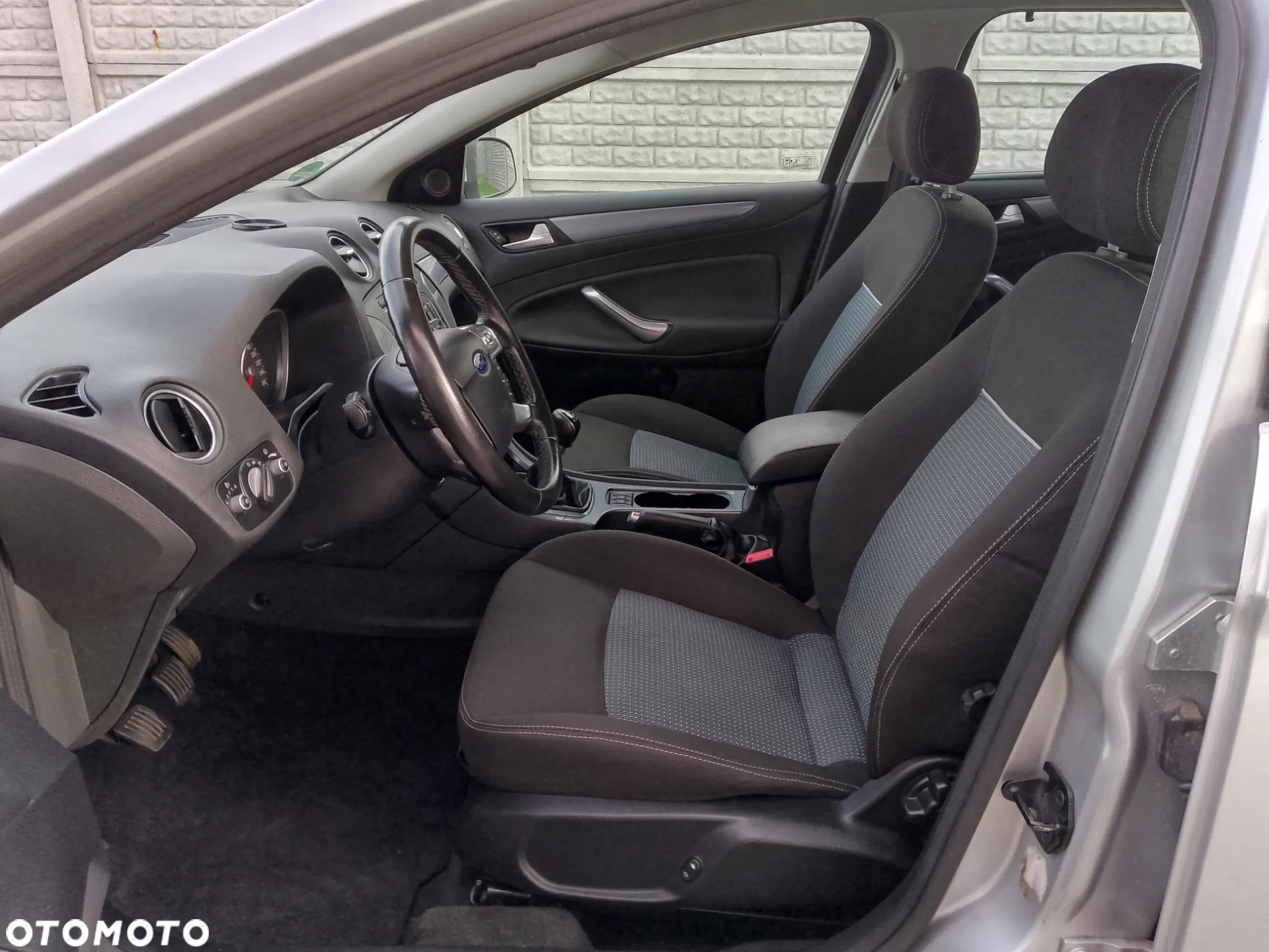 Ford Mondeo 1.6 TDCi ECOnetic Start-Stopp Ambiente - 10