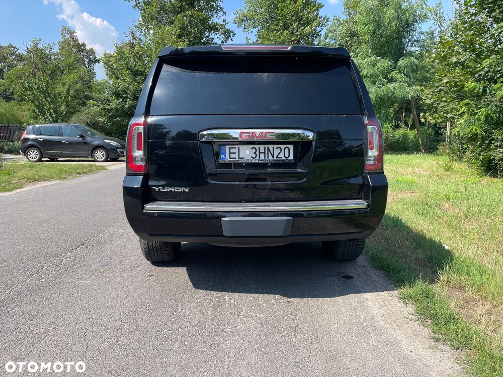 GMC Yukon Denali 6.2 - 4