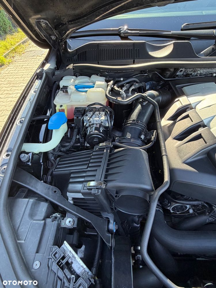 Volkswagen Touareg - 10