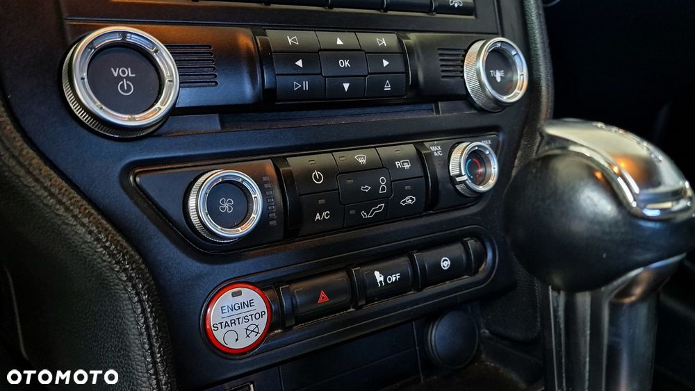 Ford Mustang 3.7 V6 - 6