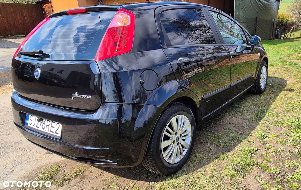 Fiat Grande Punto 1.3 Multijet 16V Emotion - 4