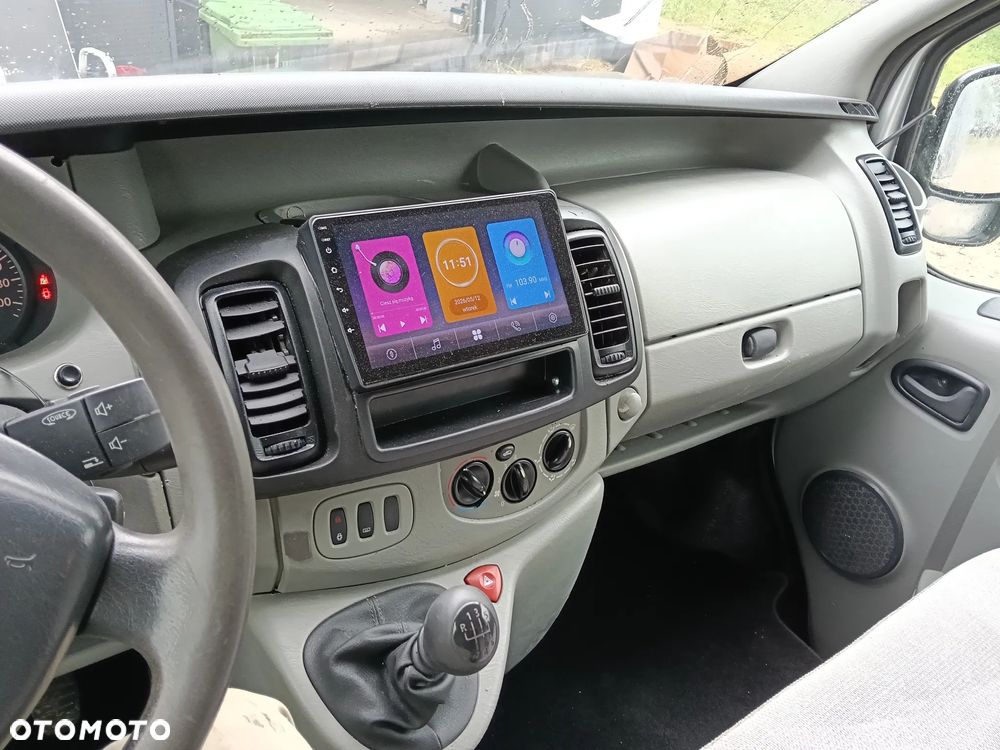 Renault TRAFIC - 10
