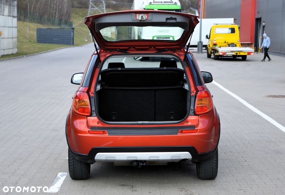 Suzuki SX4 1.6 VVT 4x4 Comfort - 30