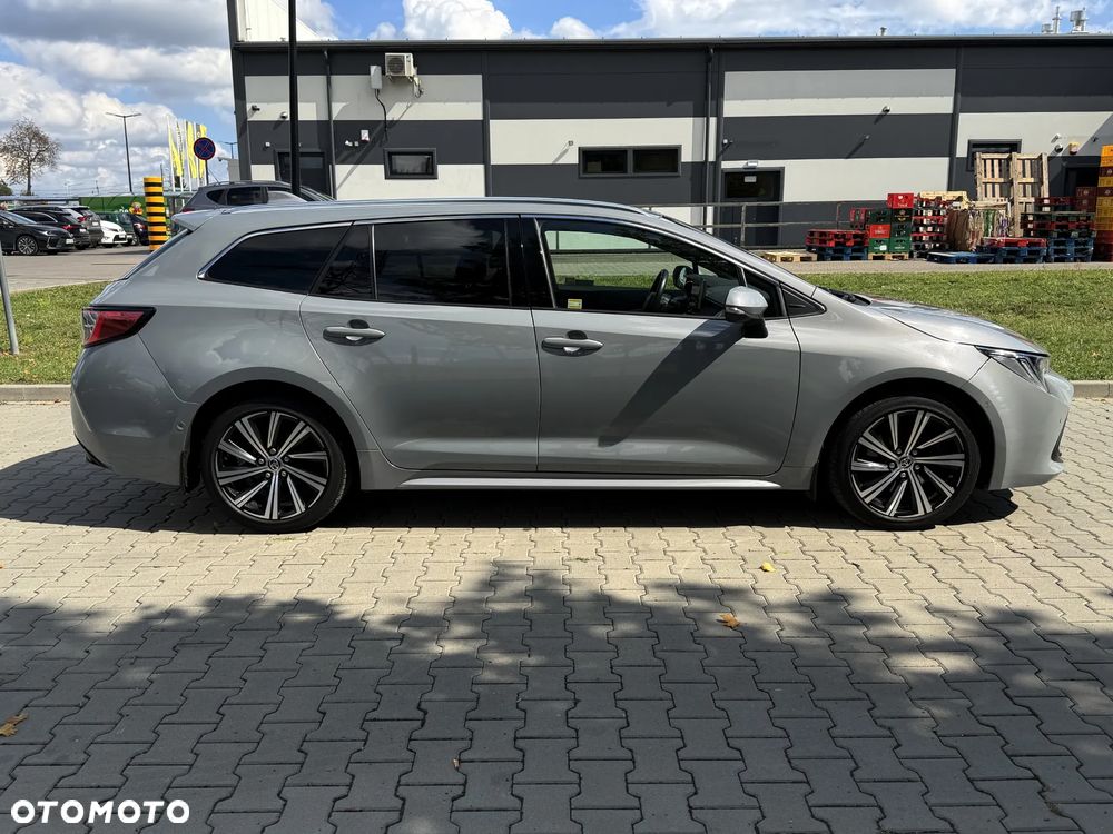 Toyota Corolla 2.0 Hybrid Executive - 25