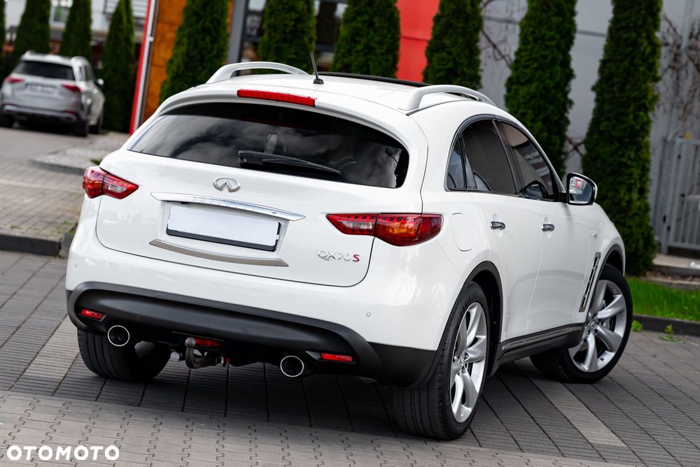 Infiniti QX70 3.0d S - 12