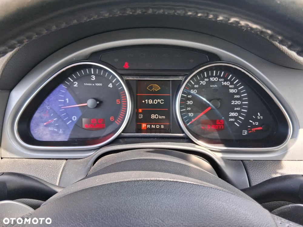 Audi Q7 - 21