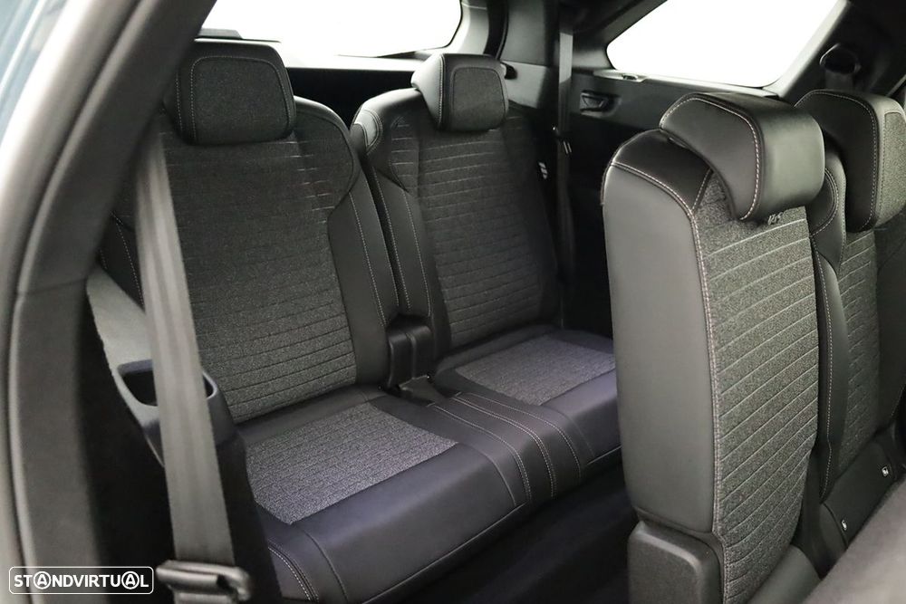 Peugeot 5008 1.2 Hybrid Allure e-DCS6 - 23