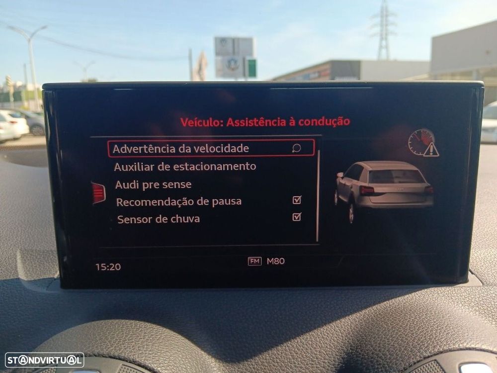 Audi Q2 30 TDI Advanced - 20