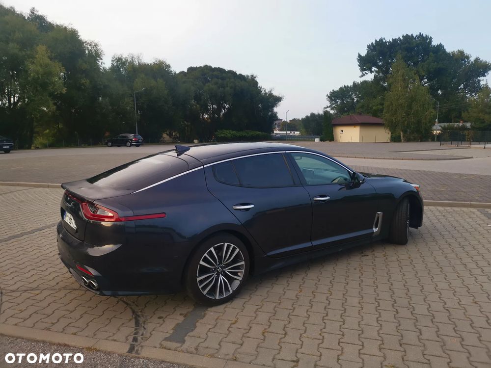 Kia Stinger - 5