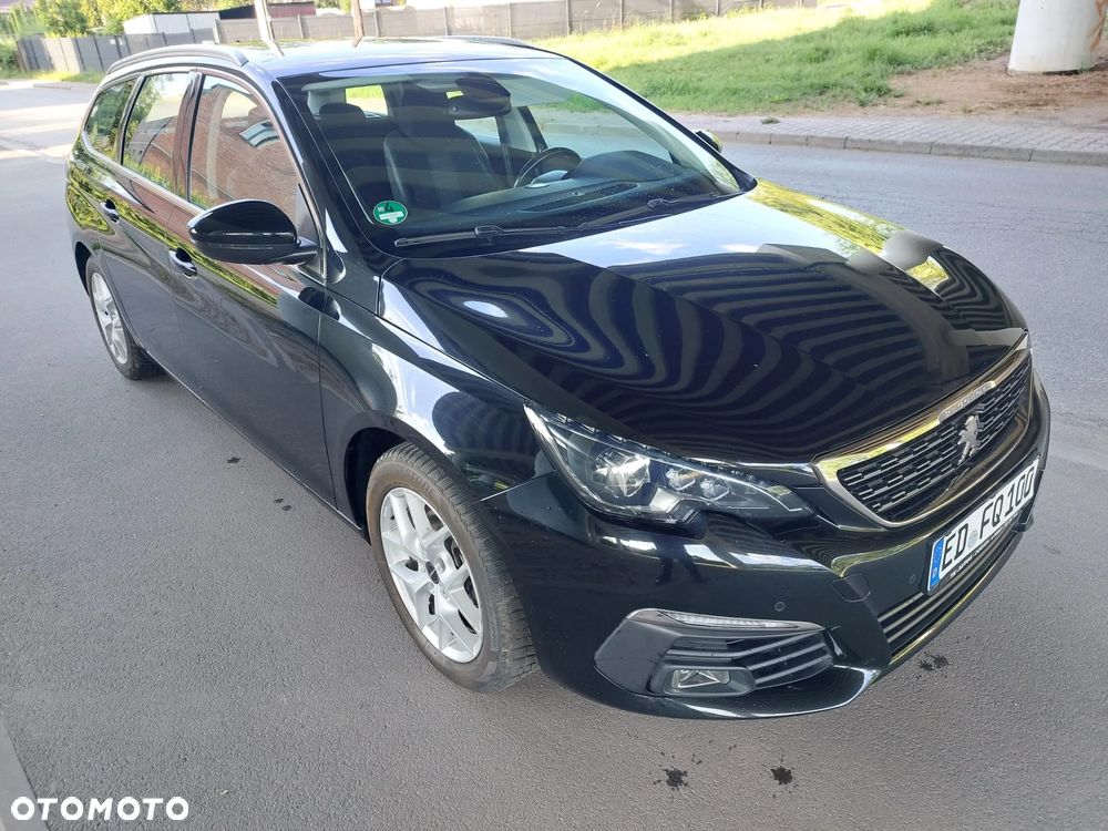 Peugeot 308 BlueHDi 130 EAT8 Black Edition - 10
