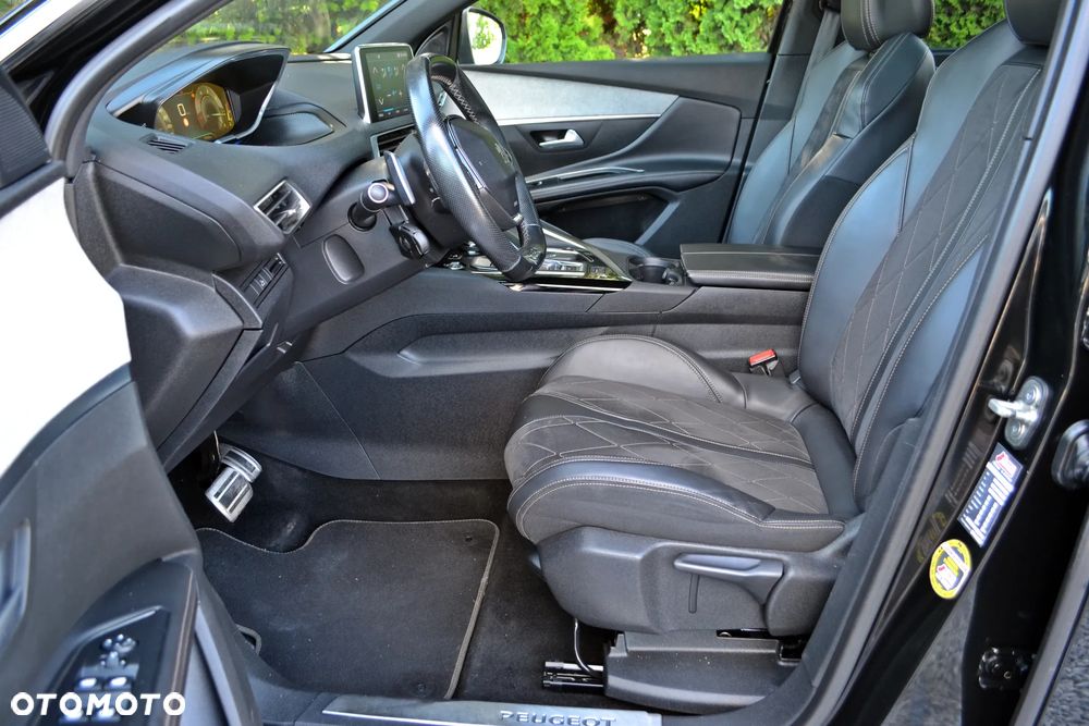 Peugeot 5008 - 21