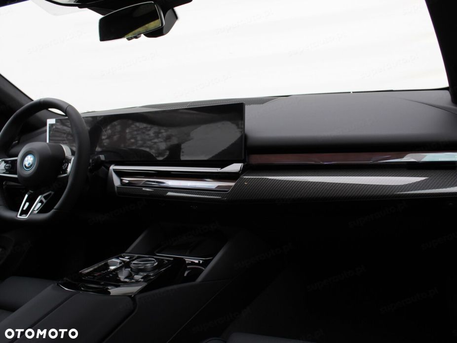 BMW Seria 5 - 12