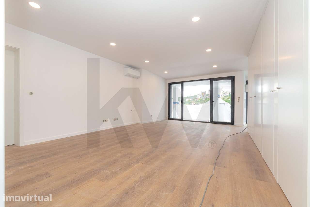 Apartamento T2 Duplex Novo no Tovim-Empreendimento Relvas - Grande imagem: 3/31