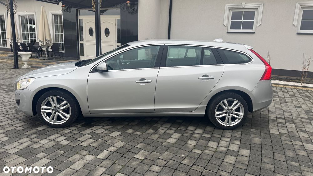 Volvo V60 T4 Edition - 10