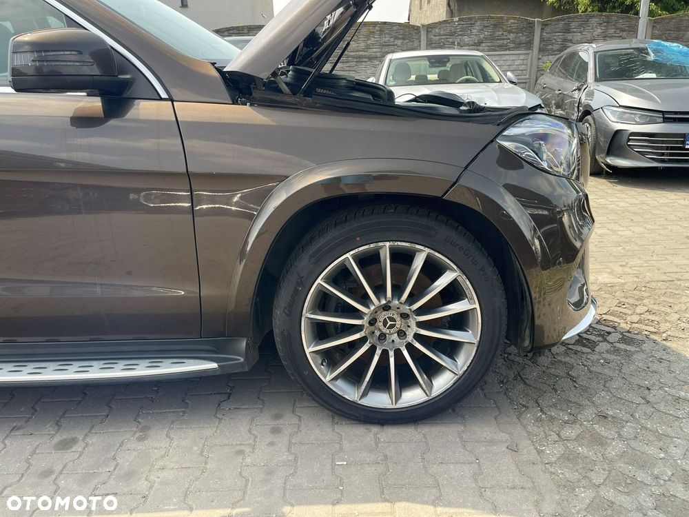 Mercedes-Benz GLS 350 d 4Matic 9G-TRONIC AMG Line - 11