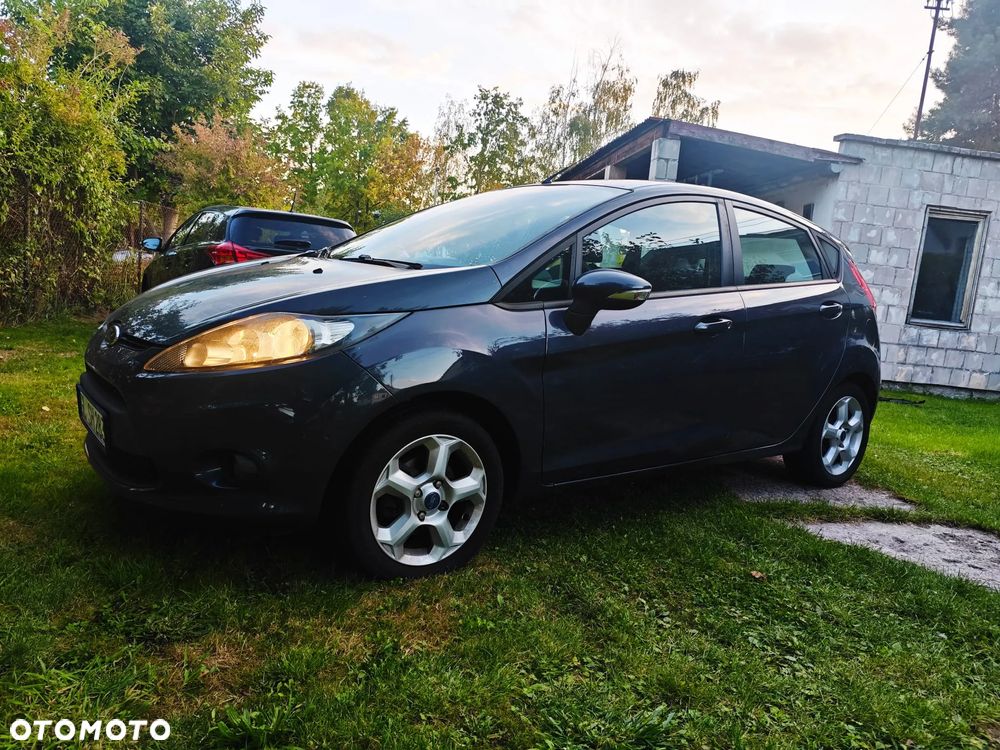 Ford Fiesta 1.4 Champions Edition - 11