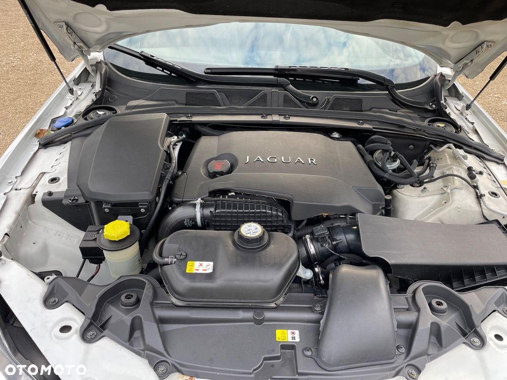Jaguar XF 3.0 V6 Premium Luxury - 7