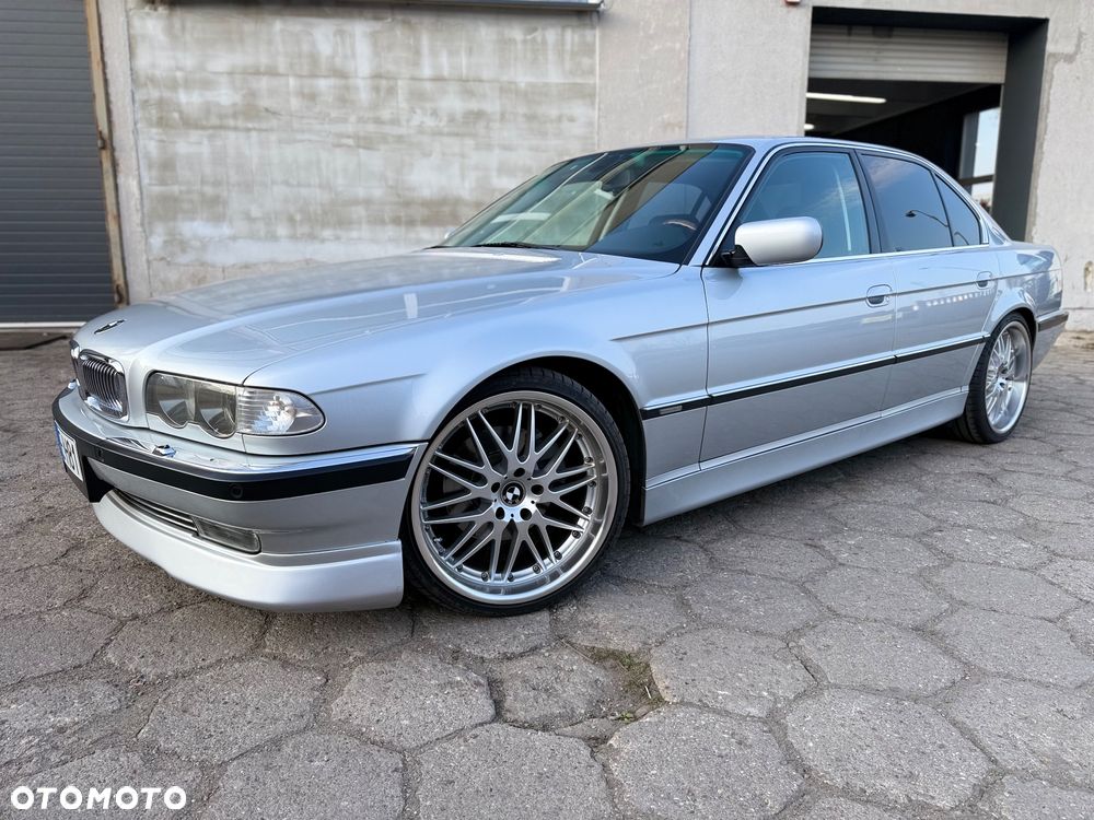 BMW Seria 7 740i - 3