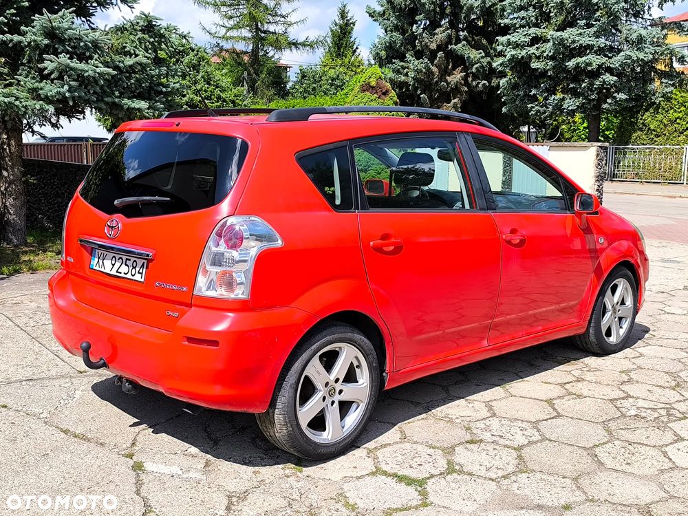 Toyota Corolla Verso 2.2 D-4D - 3