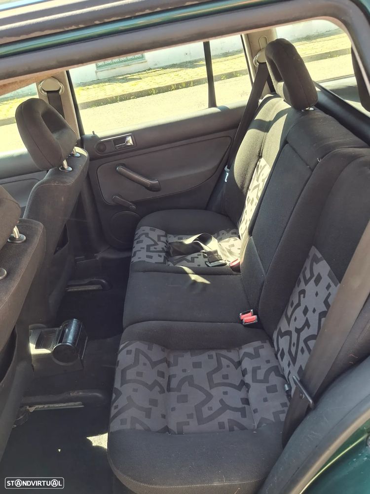 VW Bora 1.9 TDi Highline - 5