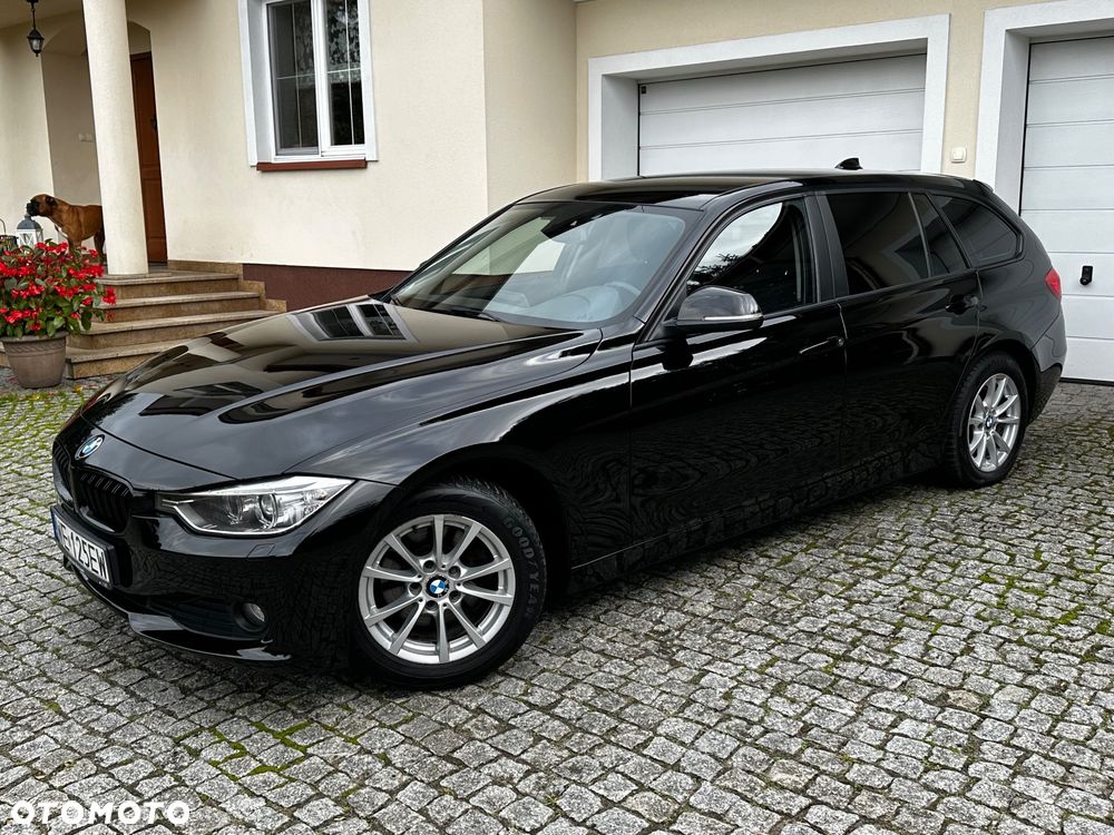 BMW Seria 3 320d - 4