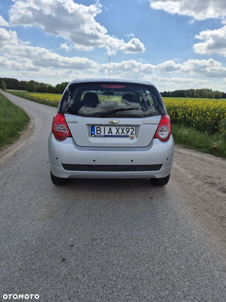 Chevrolet Aveo 1.2 16V Base - 13