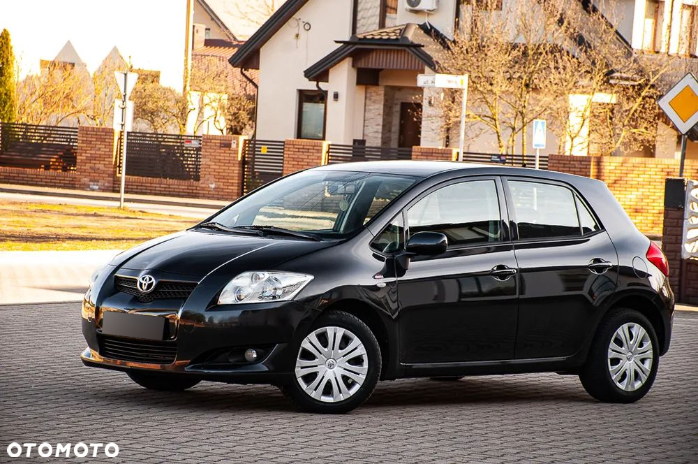 Toyota Auris 1.6 VVT-i Executive - 16