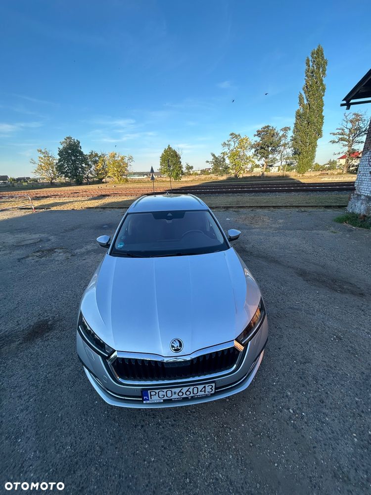 Skoda Octavia 2.0 TDI SCR Style DSG - 3
