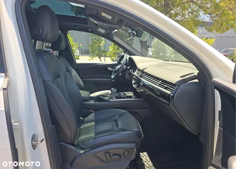 Audi Q7 3.0 TFSI Quattro Tiptronic - 11