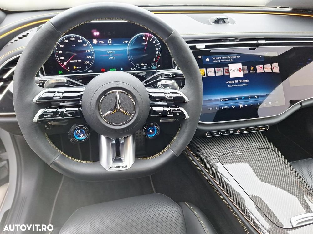 Mercedes-Benz E - 11