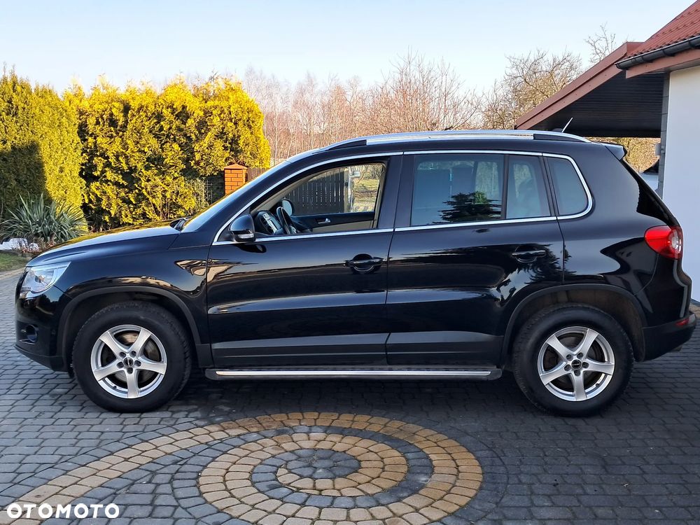 Volkswagen Tiguan - 12