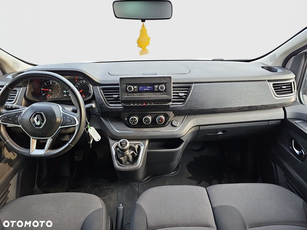 Renault Trafic 2.0 dCi - 21