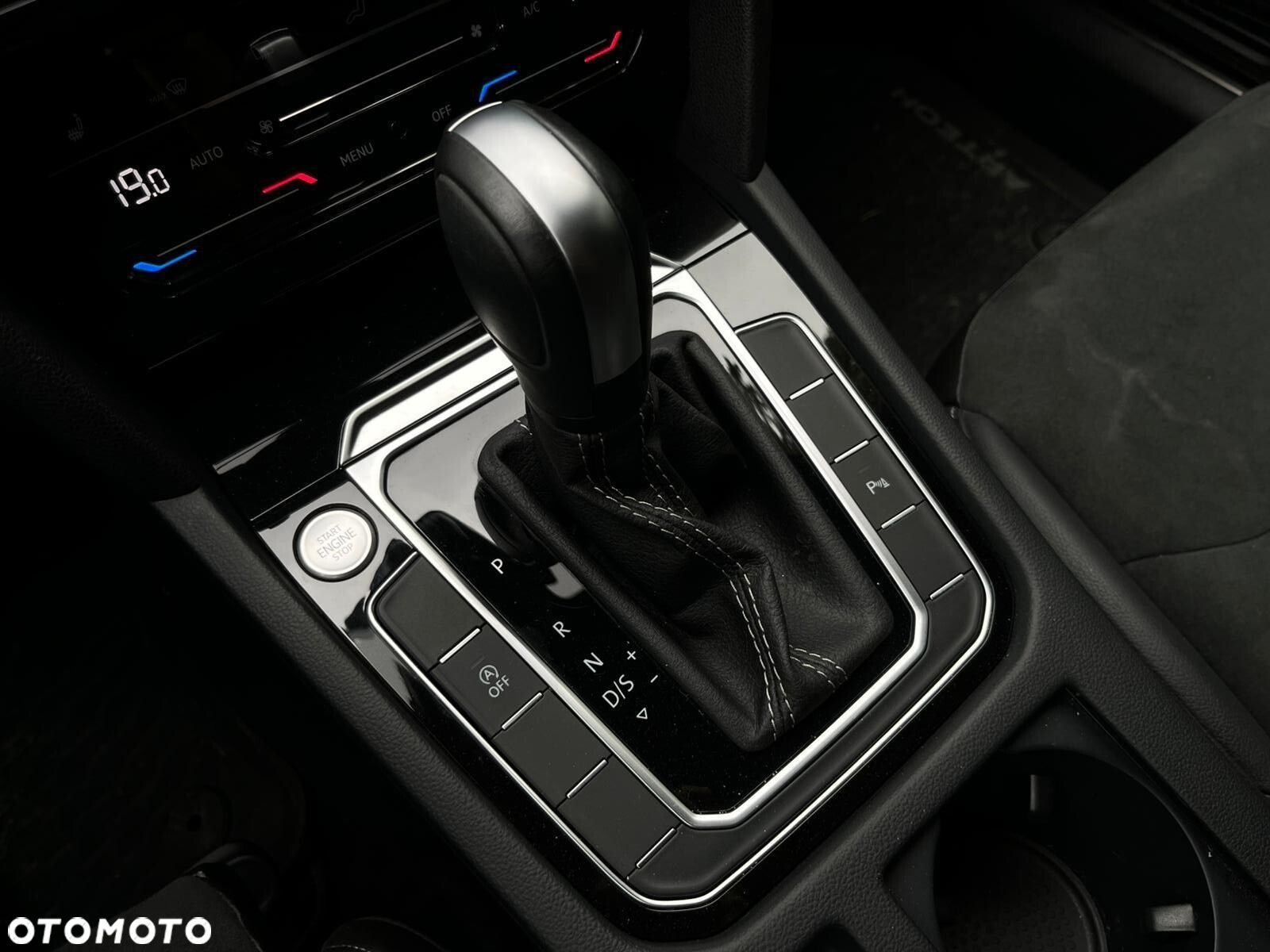Volkswagen Arteon 2.0 TSI R-Line DSG - 23
