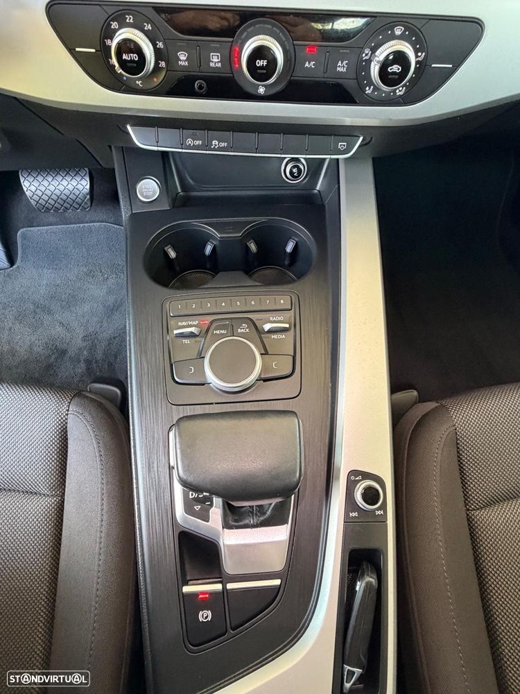 Audi A4 Avant 2.0 TDI S tronic - 12