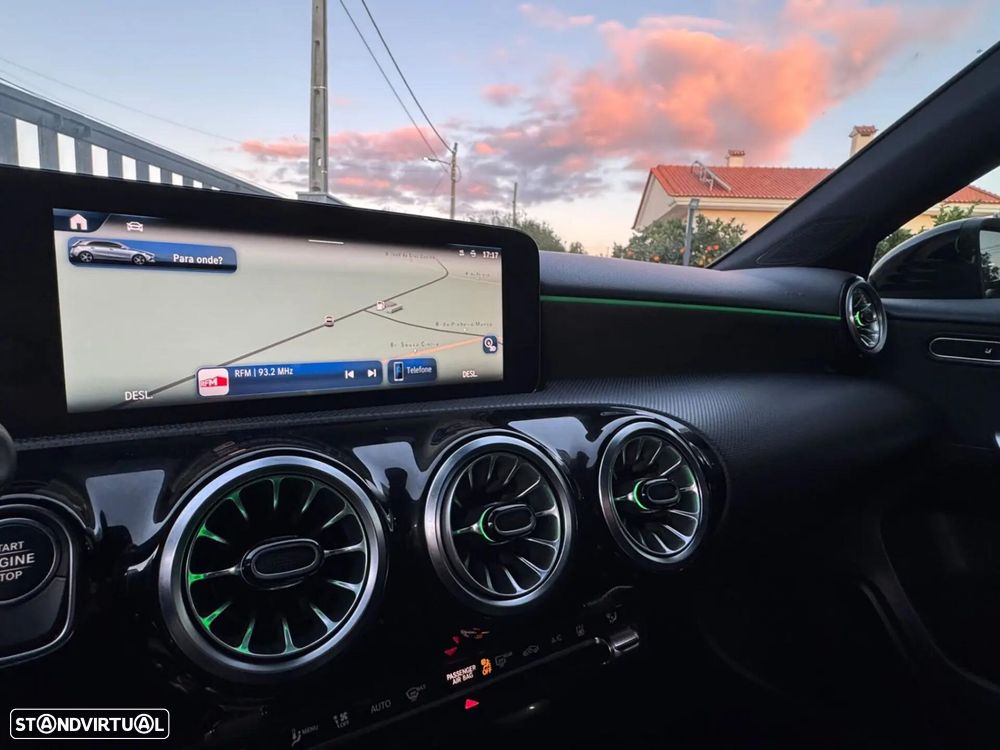 Mercedes-Benz A 250 e AMG Line - 19