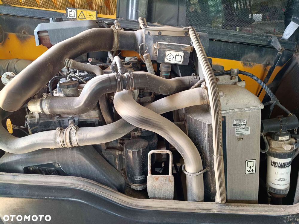 JCB 531-70 Hi-Viz - 10