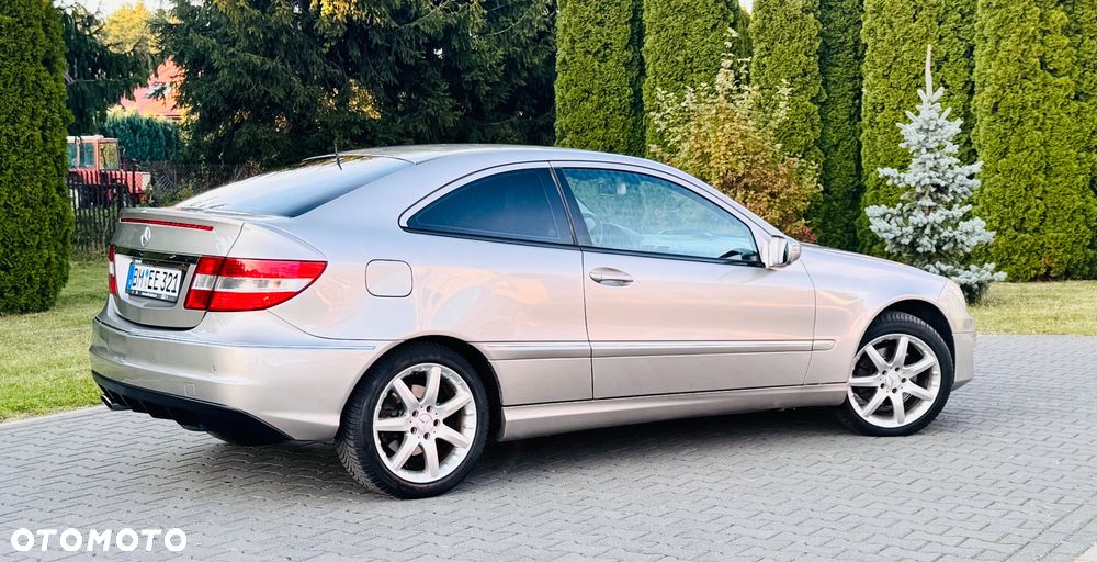 Mercedes-Benz CLC - 18