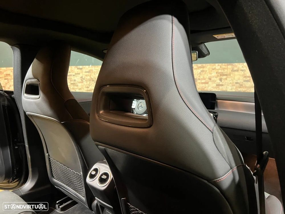 Mercedes-Benz CLA 250 - 20
