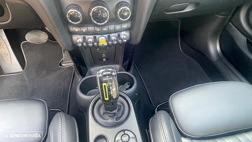 MINI 3 Portas Cooper SE Yours - 16