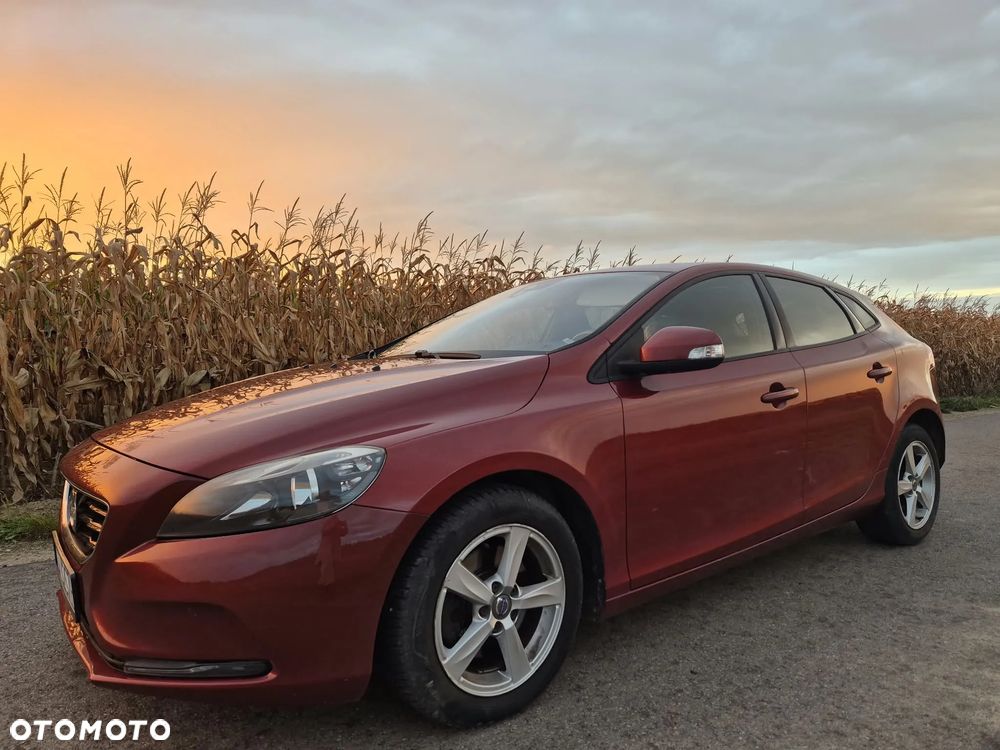 Volvo V40 2015 photo 4